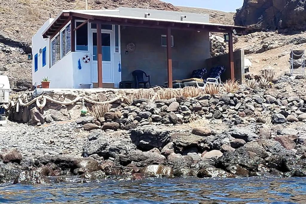 Casa Marinera En La Orilla Del Mar Villa La Lajita Exterior photo